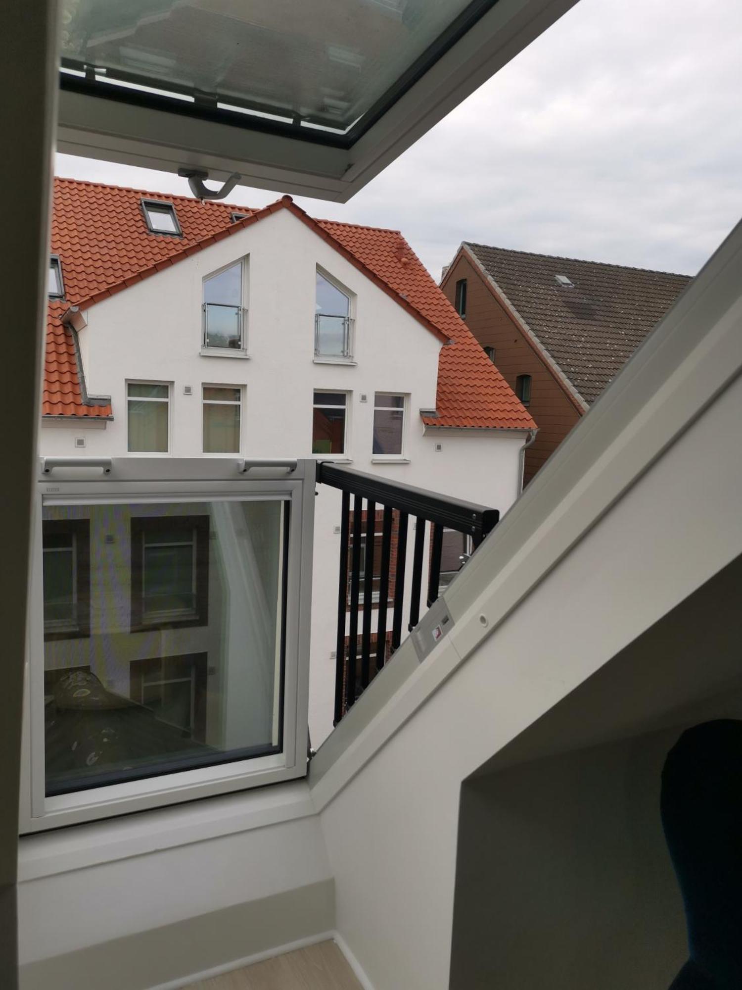 Dachzimmer Mit Kochecke Und Duschbad, Nahe Messe Hanower Zewnętrze zdjęcie